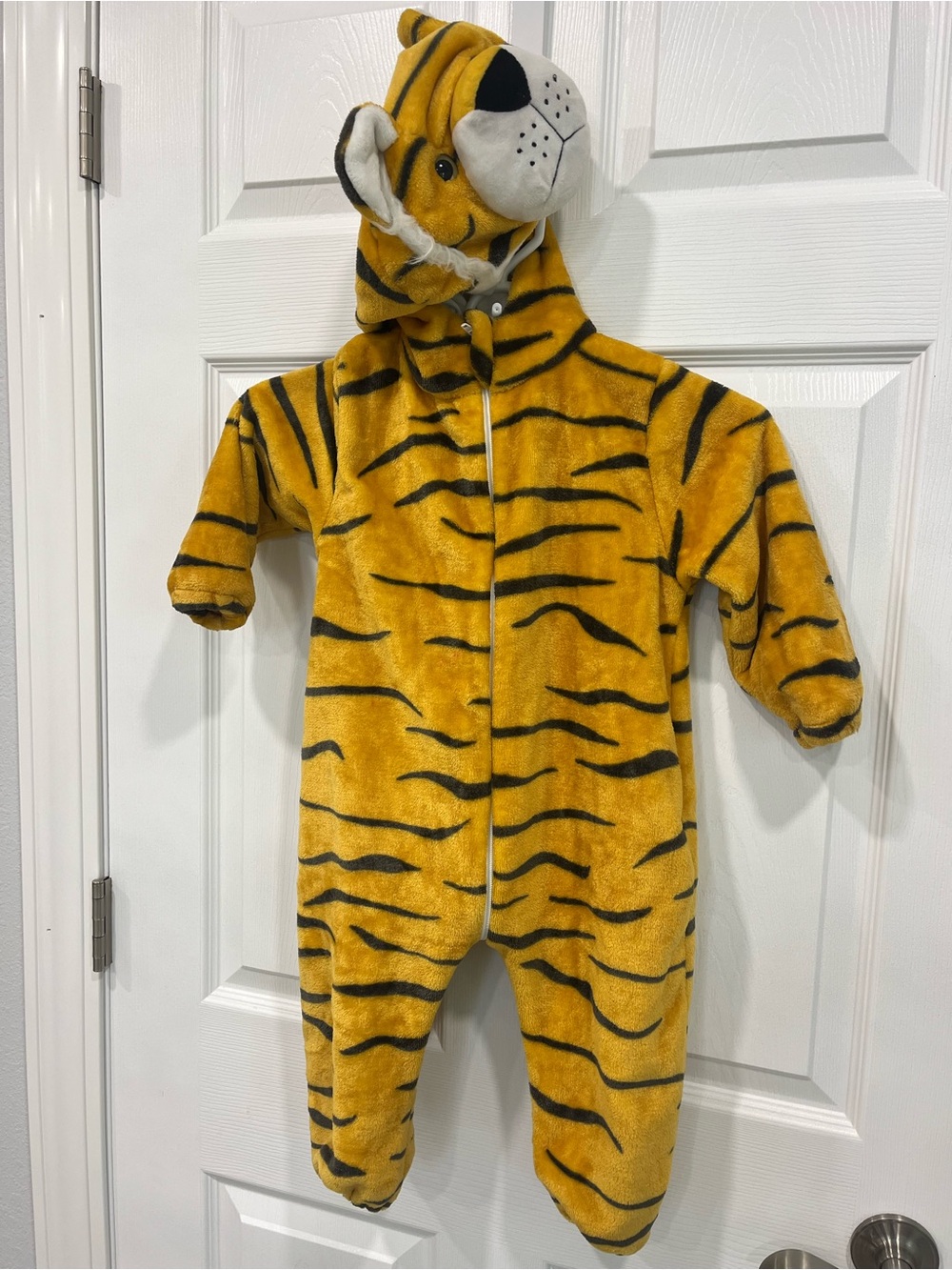 Toddler tiger costume